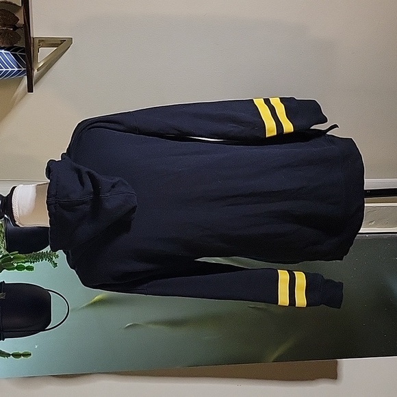 Pittsburgh Steelers Sweatshirt - Picture 6 of 11